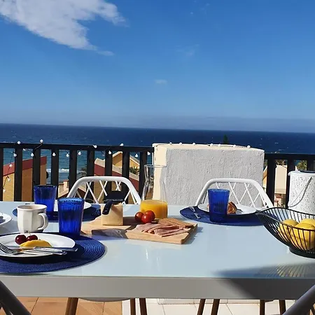 En Con Vistas Al Mar Lejlighed *