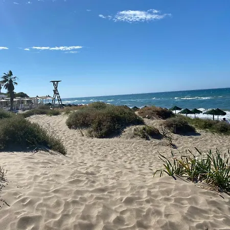 En Con Vistas Al Mar 아파트 마르베야